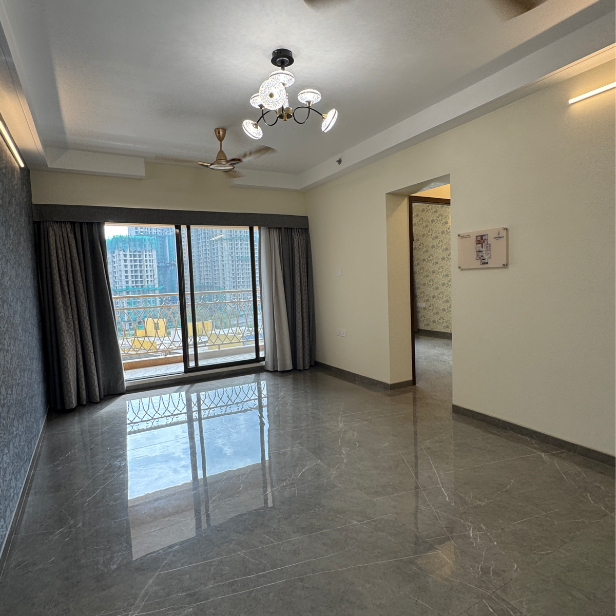 2.5 BHK Apartment For Sale in Paradise Sai World Dreams