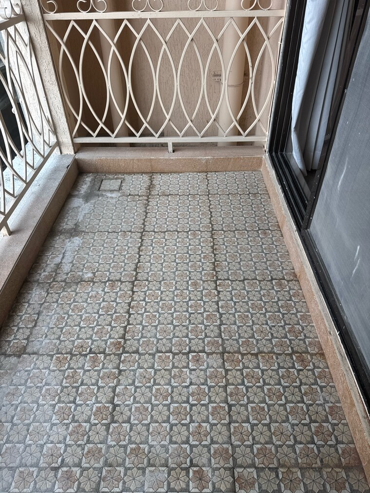 Balcony, paradise-sai-world-dreams 2.5 Bedroom 1320 Sq.Ft. Apartment In Kalyan Shilphata Road Thane 9383056