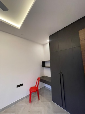 Bedroom in 3 BHK Apartment at Sector 71 – for Rent