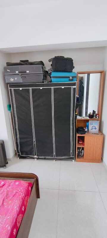 Room in 1 BHK Apartment at Runwal Eirene, Balkum Pada – for Sale