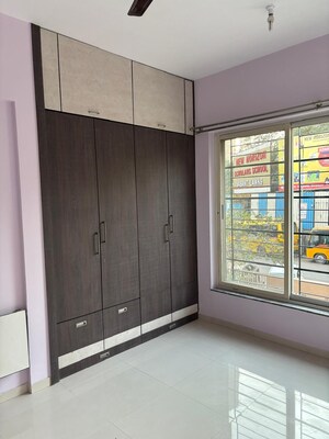 Room in 2 BHK Apartment at Vasant Fiona, Pokhran Road No Two – for Rent