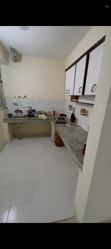 Team Area in 2 BHK Apartment at Proview Officer City, Raj Nagar Extension – for Rent