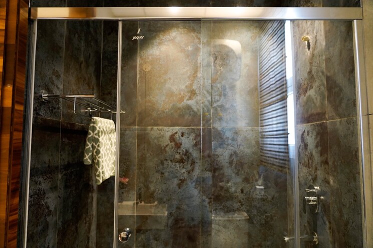 Bathroom, malwa-escon-primera 3 Bedroom 2050 Sq.Ft. Apartment In International Airport Road Zirakpur 9382735