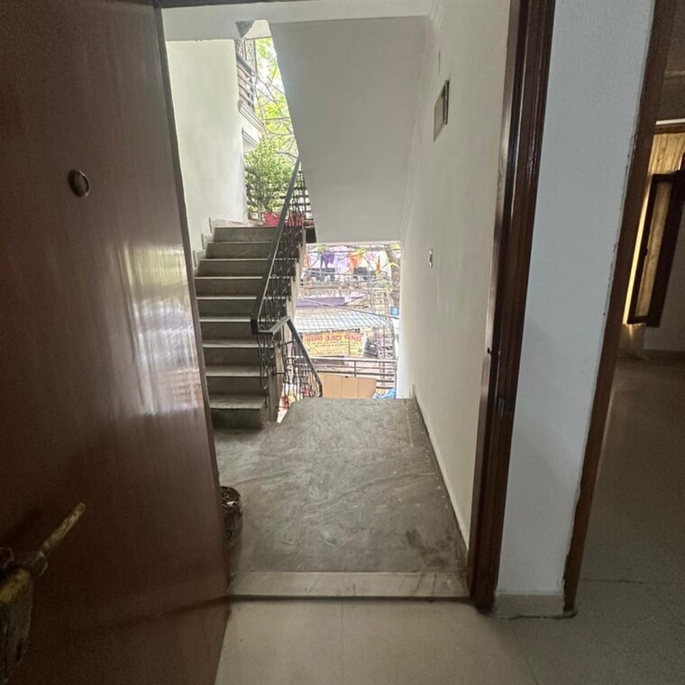 undefined, katwaria sarai 3 Bedroom 800 Sq.Ft. Builder Floor In Katwaria Sarai Delhi 9382754