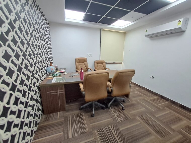 Team Area, sector 63 Commercial Office Space 3500 Sq.Ft. In Sector 63 Noida 9382749