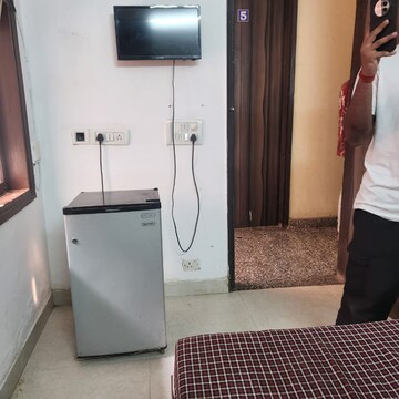 Bathroom in 1 RK Builder Floor at Katwaria Sarai – for Rent