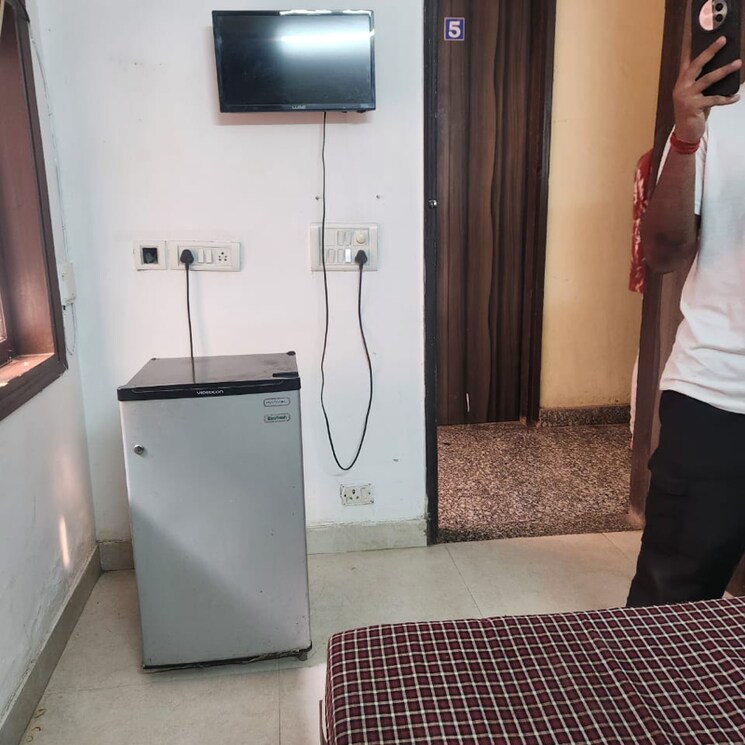 Bathroom, katwaria sarai 1 RK 200 Sq.Ft. Builder Floor In Katwaria Sarai Delhi 9382775