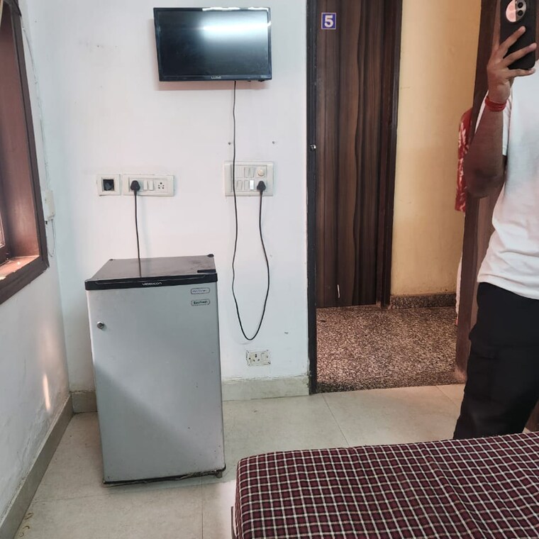 Bathroom, katwaria sarai 1 RK 200 Sq.Ft. Builder Floor In Katwaria Sarai Delhi 9382775