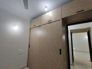 Room in 3 BHK Apartment at Romell Aether, Goregaon East – for Rent