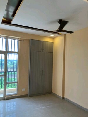 Room in 2 BHK Apartment at Ansal API Olympus Lake View, Sushant Golf City – for Rent