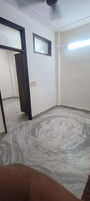 Living Room in 1 BHK Builder Floor at Rohini Sector 25 – for Rent