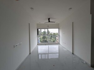 Room in 2 BHK Apartment at Ghatkopar East – for Rent