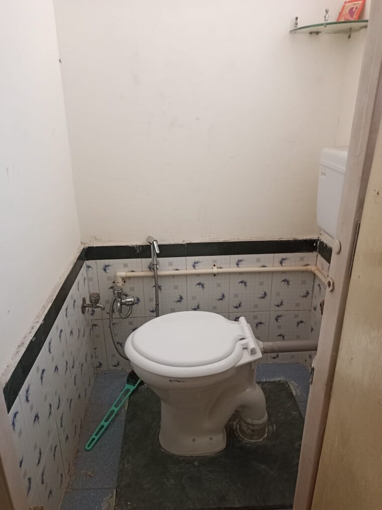 Bathroom, mhada-century-mill 1 Bedroom 250 Sq.Ft. Apartment In Lower Parel Mumbai 9382837