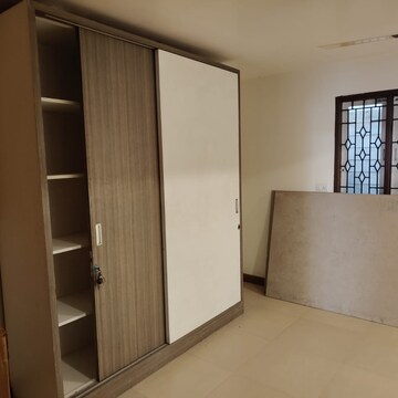 Room in Studio Apartment at Brigade Homestead, Langford Gardens – for Rent