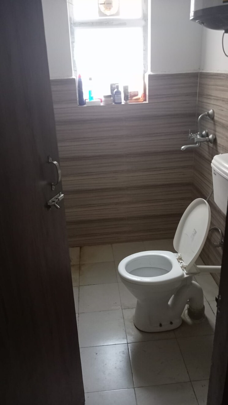 Bathroom, pivotal-paradise 3 Bedroom 716 Sq.Ft. Apartment In Sector 62 Gurgaon 9382838