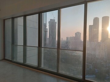 Room in 4 BHK Apartment at Rustomjee Crown, Prabhadevi – for Sale