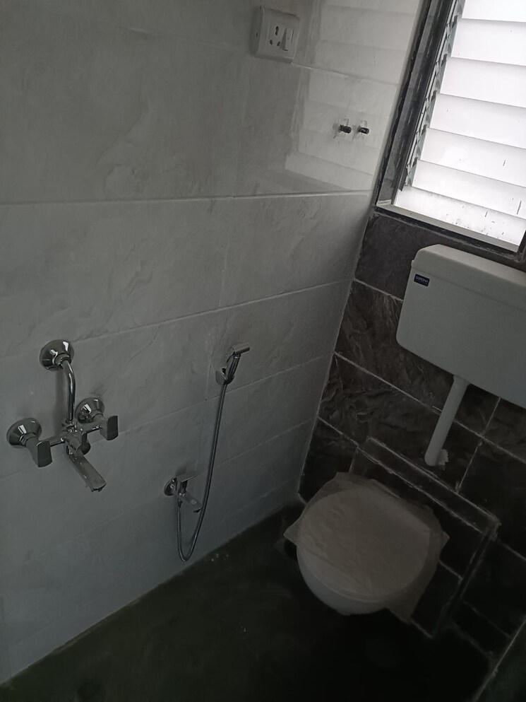 Bathroom, shri-vinayak-chhaya-chs 1 RK 400 Sq.Ft. Apartment In Taloja Navi Mumbai 9382853