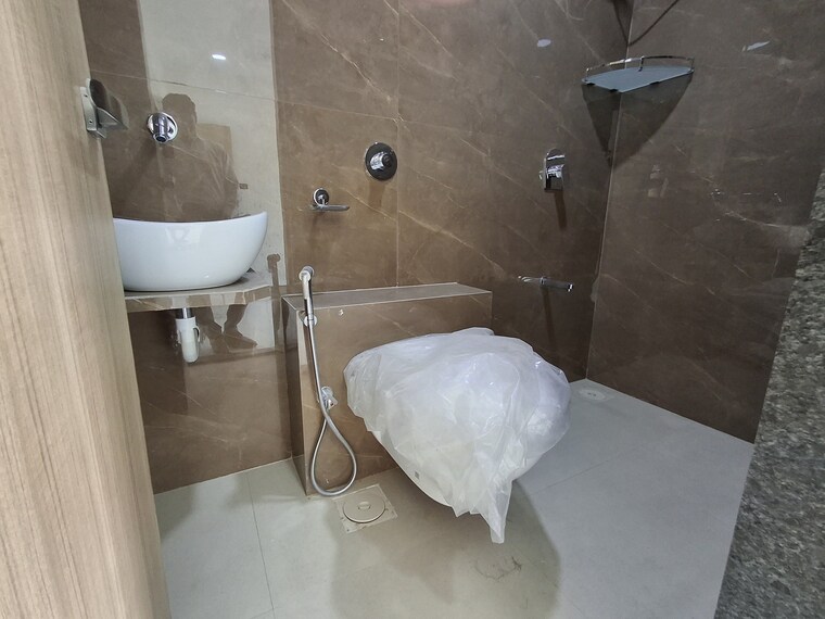 Bathroom, aster-tower 3 Bedroom 1000 Sq.Ft. Apartment In Goregaon East Mumbai 9382839