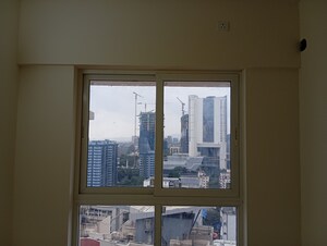 Room in 1.5 BHK Apartment at Sheth Avante, Kanjurmarg West – for Rent