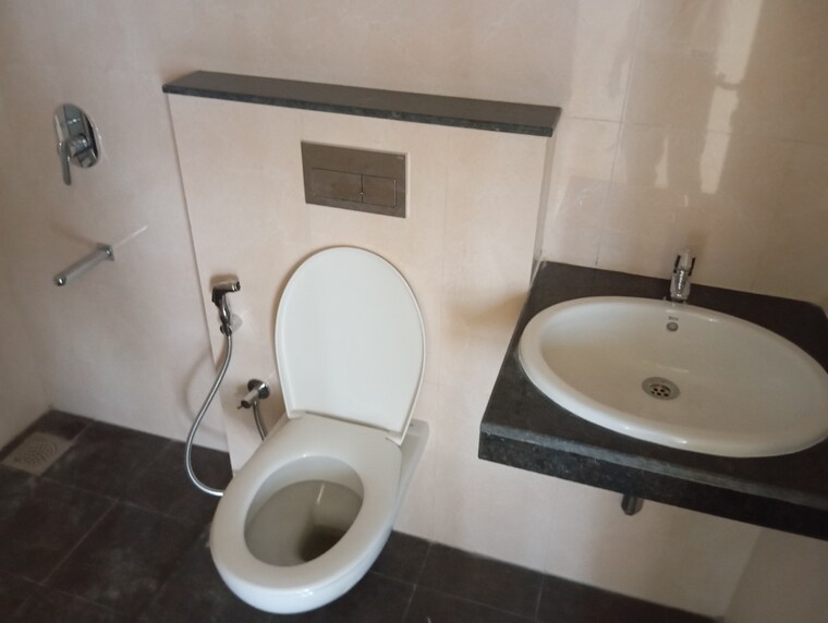 Bathroom, sheth-avante 1.5 Bedroom 555 Sq.Ft. Apartment In Kanjurmarg West Mumbai 9382861
