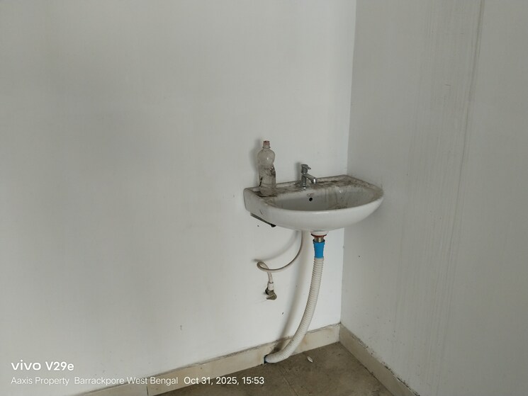 undefined, barrackpore Commercial Shop 418 Sq.Ft. In Barrackpore Kolkata 9382881