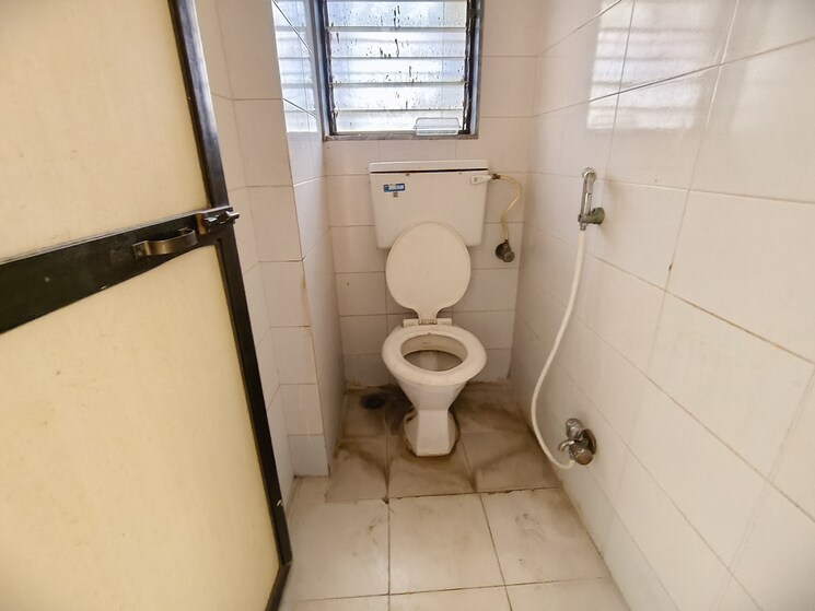 Bathroom, riddhi-garden 1 RK 350 Sq.Ft. Apartment In Malad East Mumbai 9382868