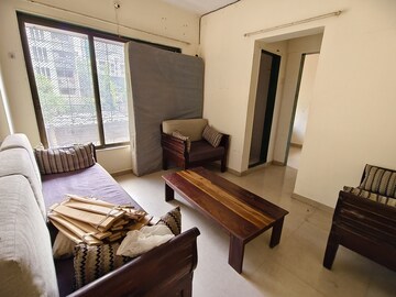 1 RK Apartment For Rent in Riddhi Garden, Malad East