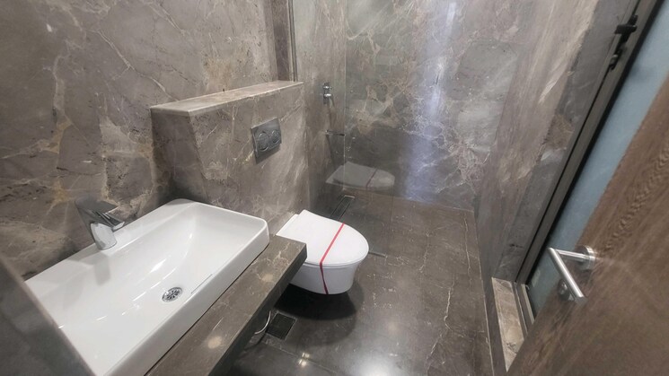 Bathroom, prestige-jasdan-classic 4 Bedroom 2307 Sq.Ft. Apartment In Mahalaxmi Mumbai 9382873