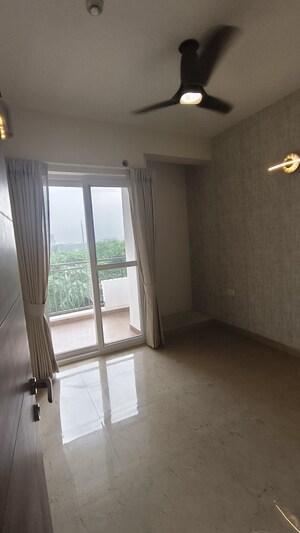 Room in 1.5 BHK Independent House at RWA Apartments Sector 27, Sector 27 – for Rent