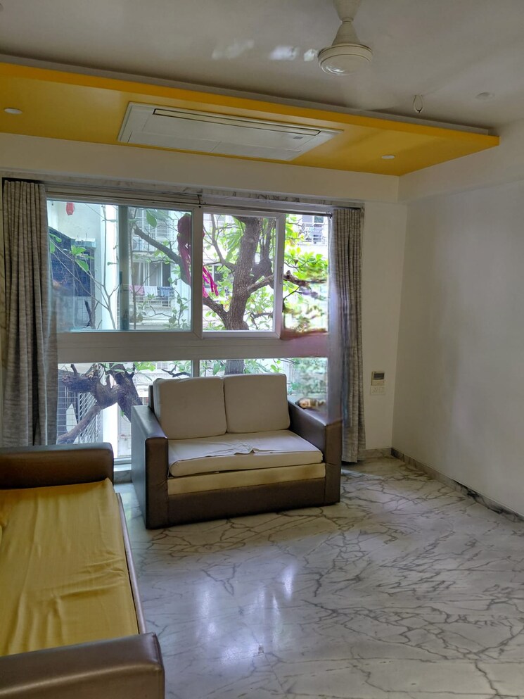Living Room, vile parle east 2 Bedroom 650 Sq.Ft. Apartment In Vile Parle East Mumbai 9382910