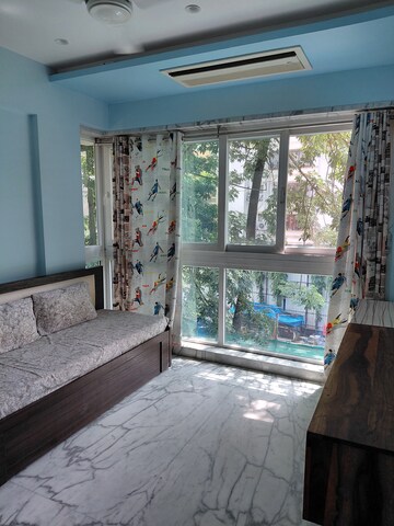 Living Room in 2 BHK Apartment at Vile Parle East – for Rent