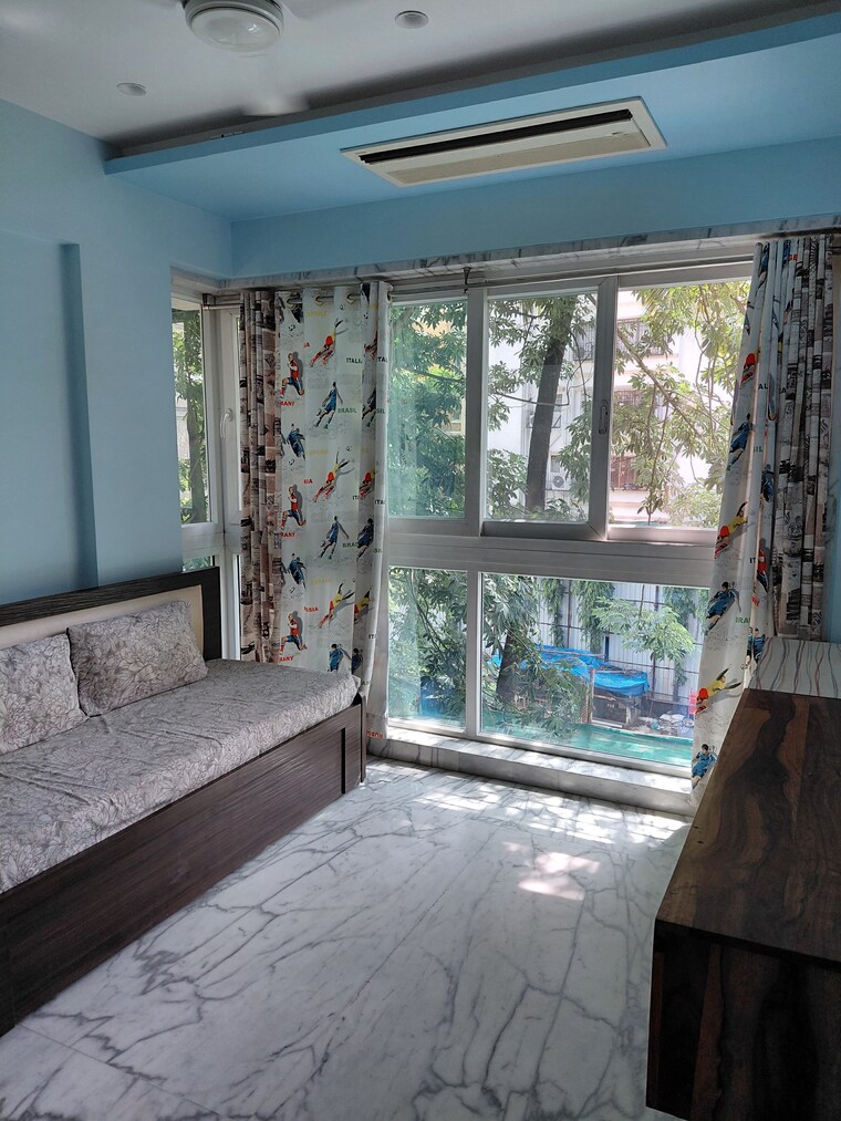 Living Room, vile parle east 2 Bedroom 650 Sq.Ft. Apartment In Vile Parle East Mumbai 9382910