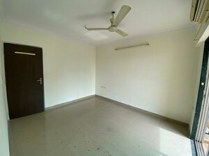 Room in 2 BHK Apartment at Lilium Lantana, Chandivali – for Rent