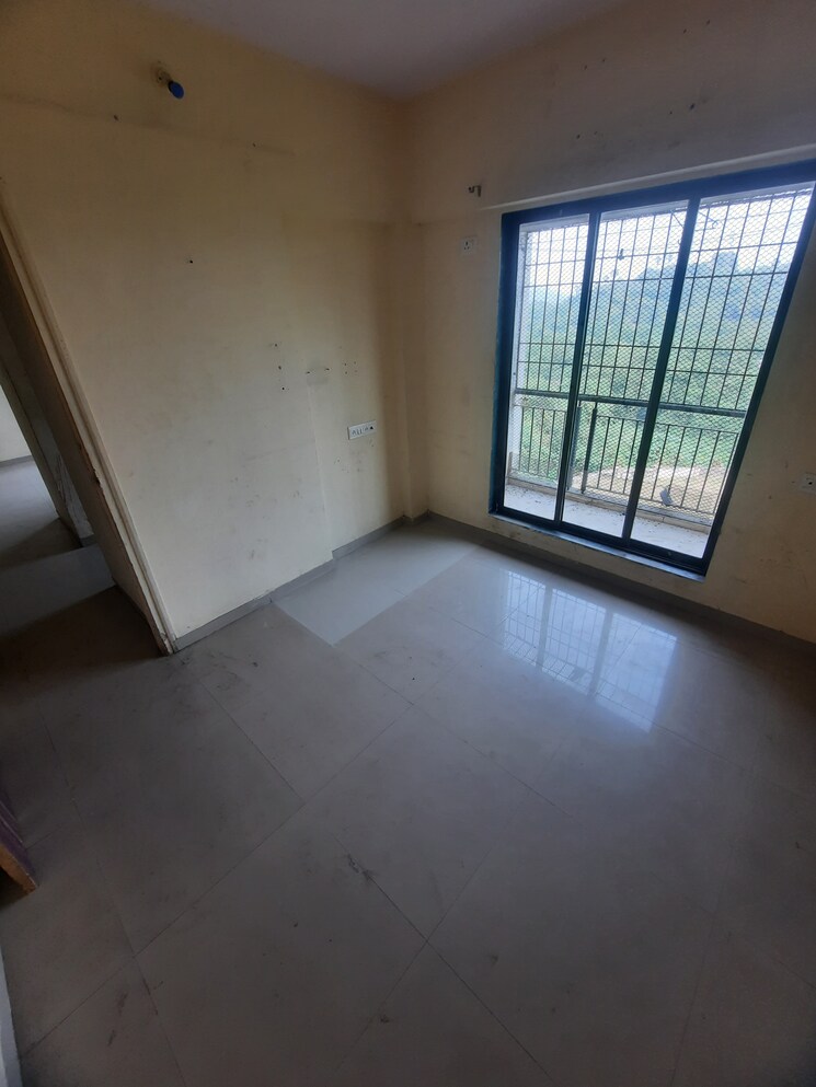 Room, squarefeet-imperial-square 1 Bedroom 380 Sq.Ft. Apartment In Ghodbunder Road Thane 9382944