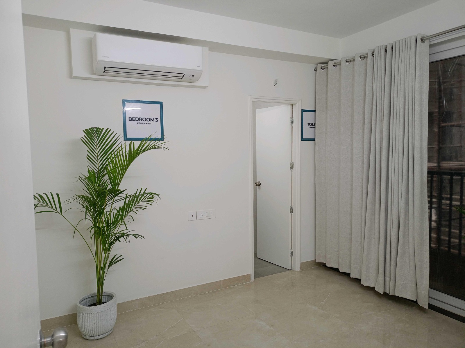 4 BHK + Servant Room Apartment For Sale in Sare Home