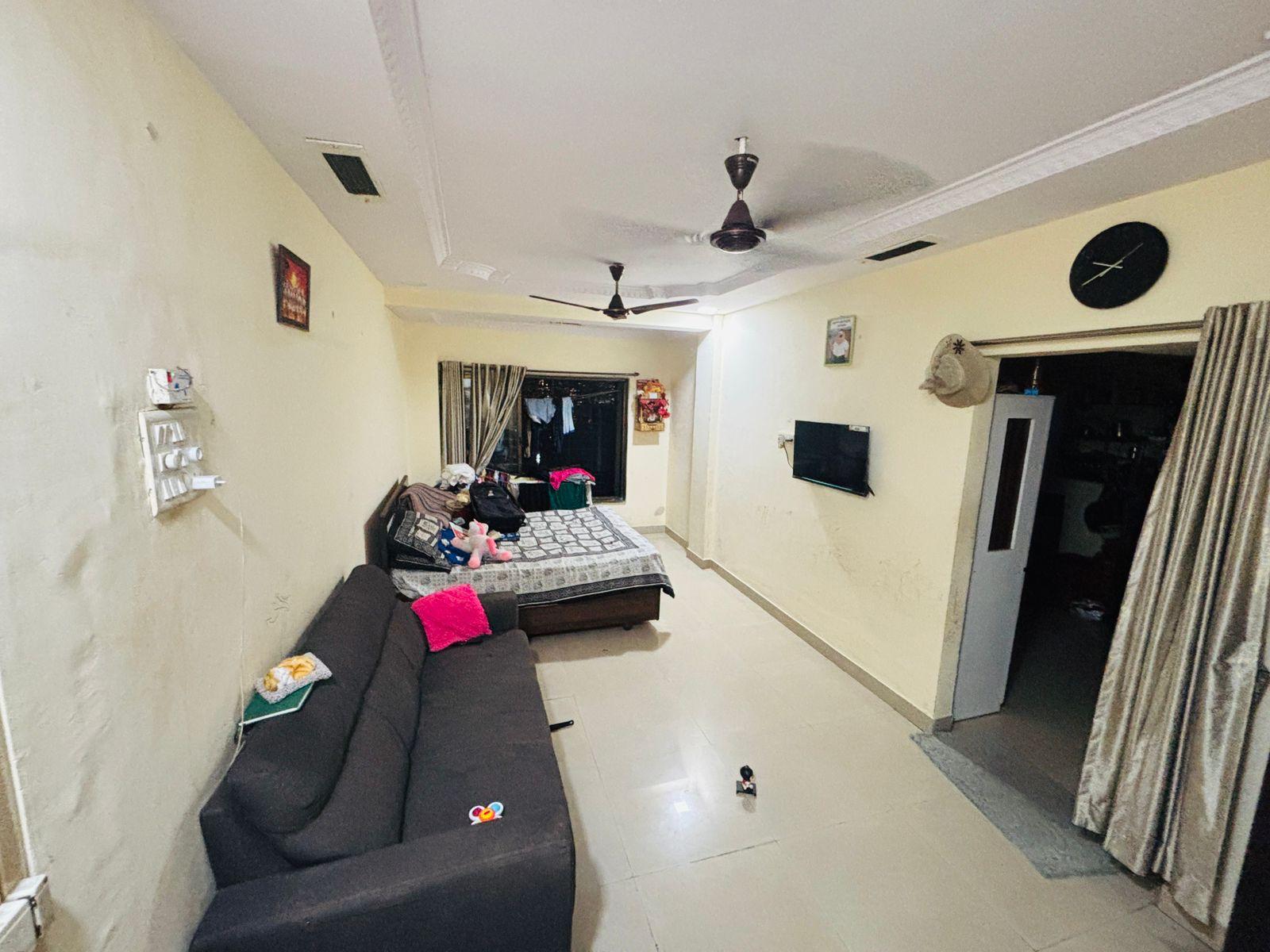 1 BHK Apartment For Sale in Sapphire Lakeside