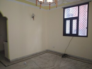 Room in 2 BHK Builder Floor at Malviya Nagar – for Rent