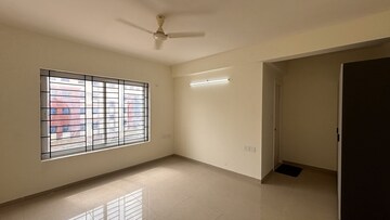 Room in 3 BHK Apartment at Nitesh Columbus Square, Bellary Road – for Rent