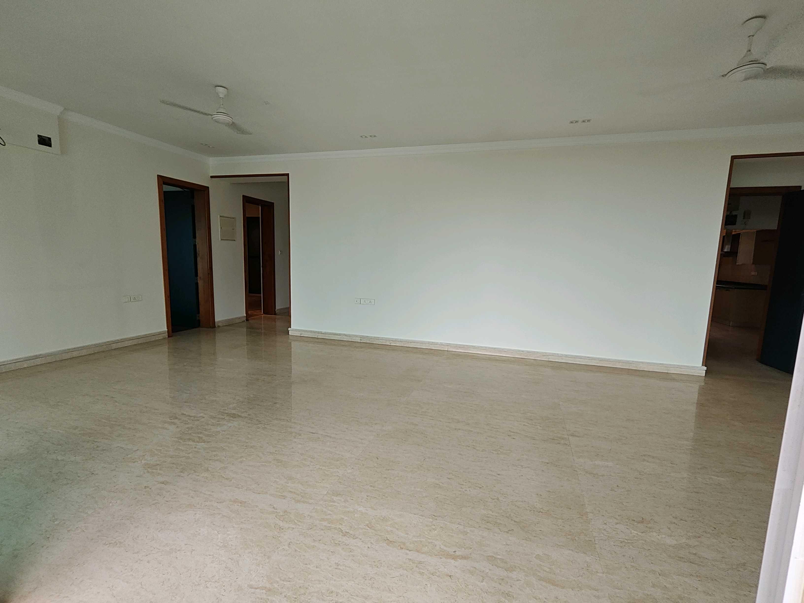 4 BHK + Pooja Room 1943 Sq.Ft. Apartment in Raheja Atlantis