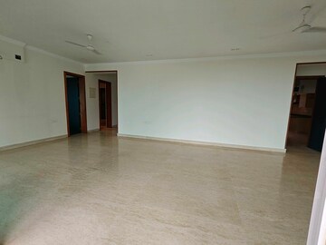 4 BHK Apartment For Sale in Raheja Atlantis, Lower Parel