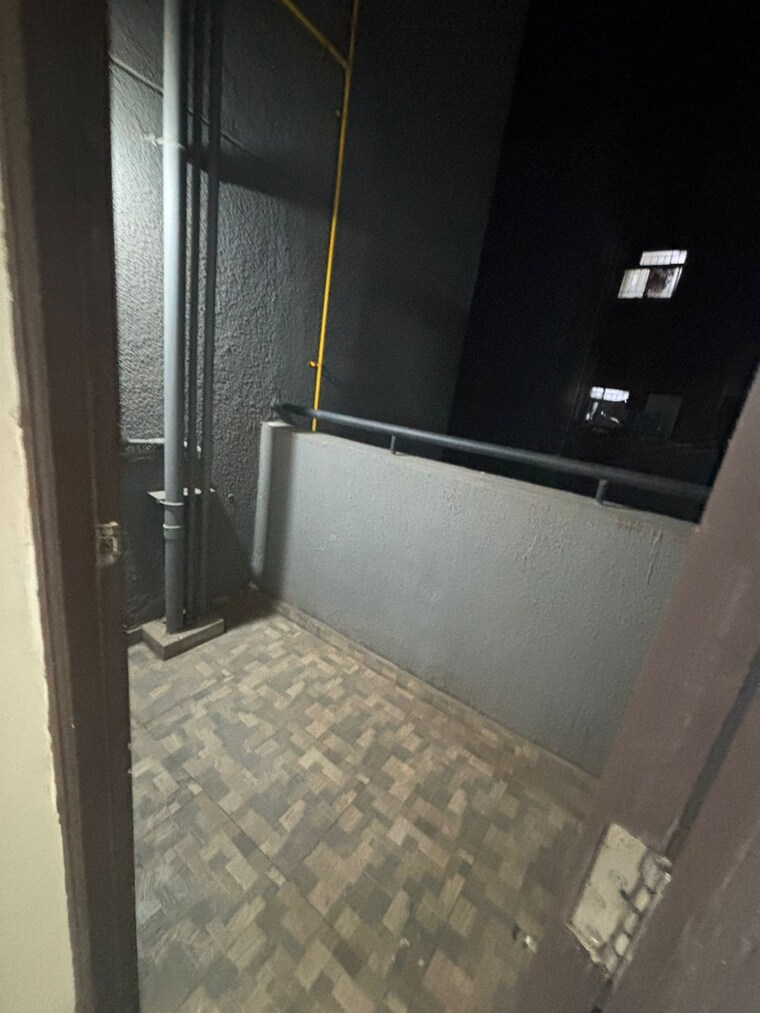 Balcony, paranjape-richmond-park 2 Bedroom 690 Sq.Ft. Apartment In Rahatani Pune 9383008