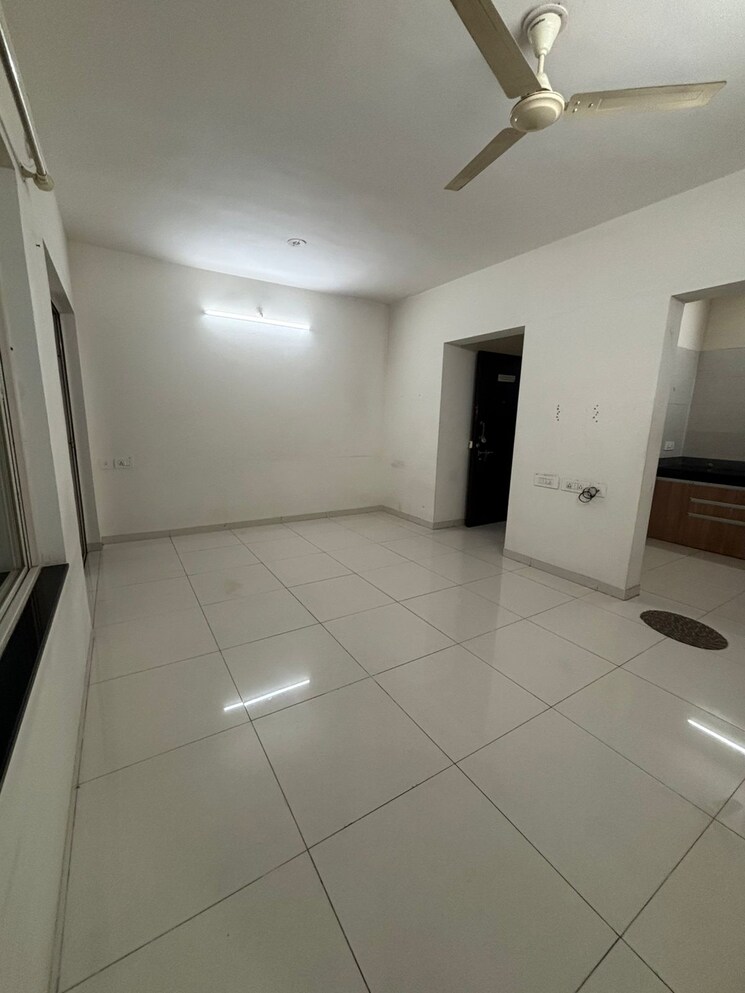 Room, paranjape-richmond-park 2 Bedroom 690 Sq.Ft. Apartment In Rahatani Pune 9383008