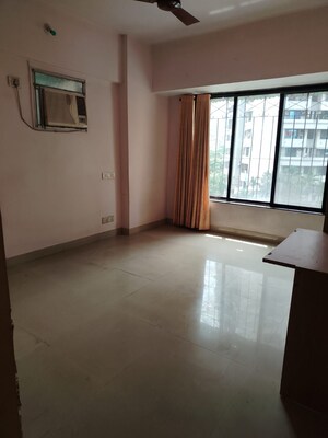 Room in 3 BHK Apartment at The Hard Rock, Kharghar – for Sale
