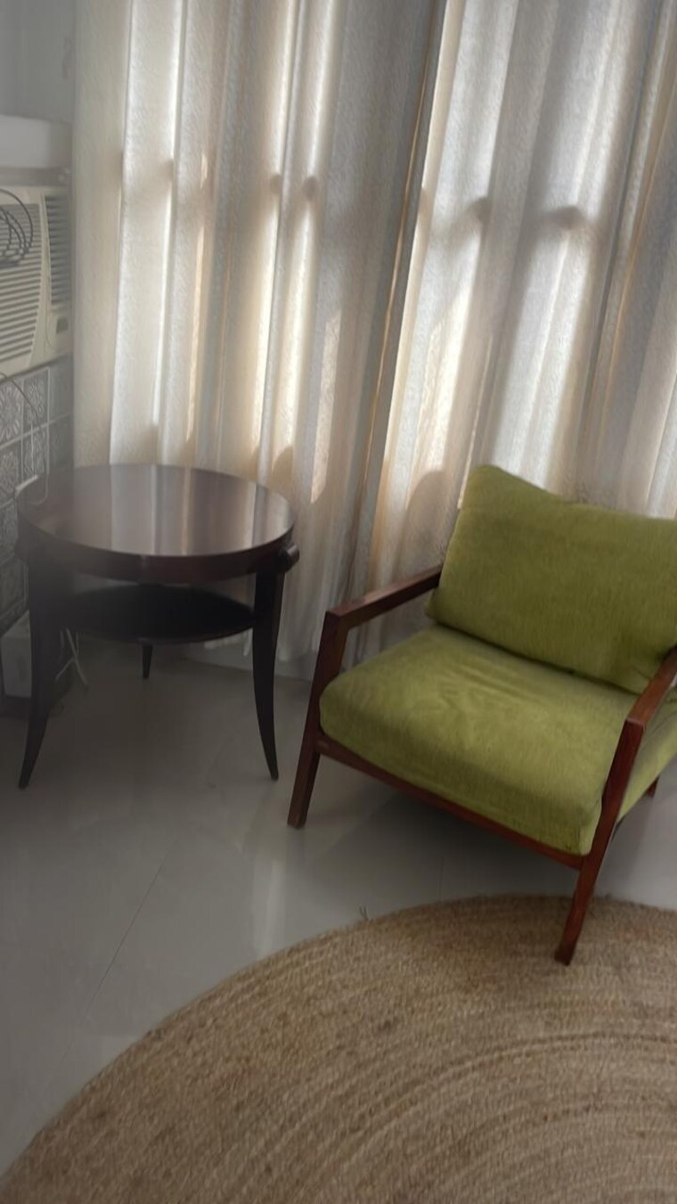 Living Room, navjeevan vihar 3 Bedroom 2700 Sq.Ft. Builder Floor In Navjeevan Vihar Delhi 9383059