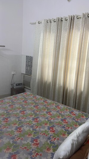 Bedroom in 3 BHK Builder Floor at Navjeevan Vihar – for Rent