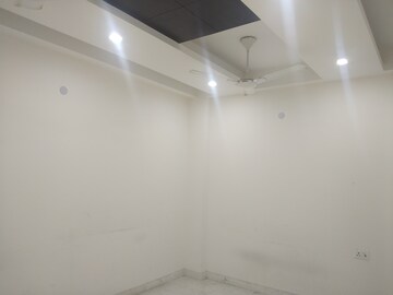 Room in 2 BHK Builder Floor at Malviya Nagar – for Rent