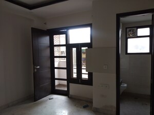 Room in 2 BHK Builder Floor at Malviya Nagar – for Rent