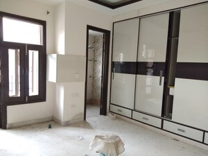Room in 2 BHK Builder Floor at Malviya Nagar – for Rent