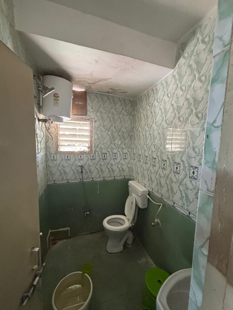 Bathroom, lalpur 3 Bedroom 1570 Sq.Ft. Apartment In Lalpur Ranchi 9383068