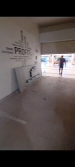 330 Sq.Ft. Retail Shop in Destination Centre Nanded